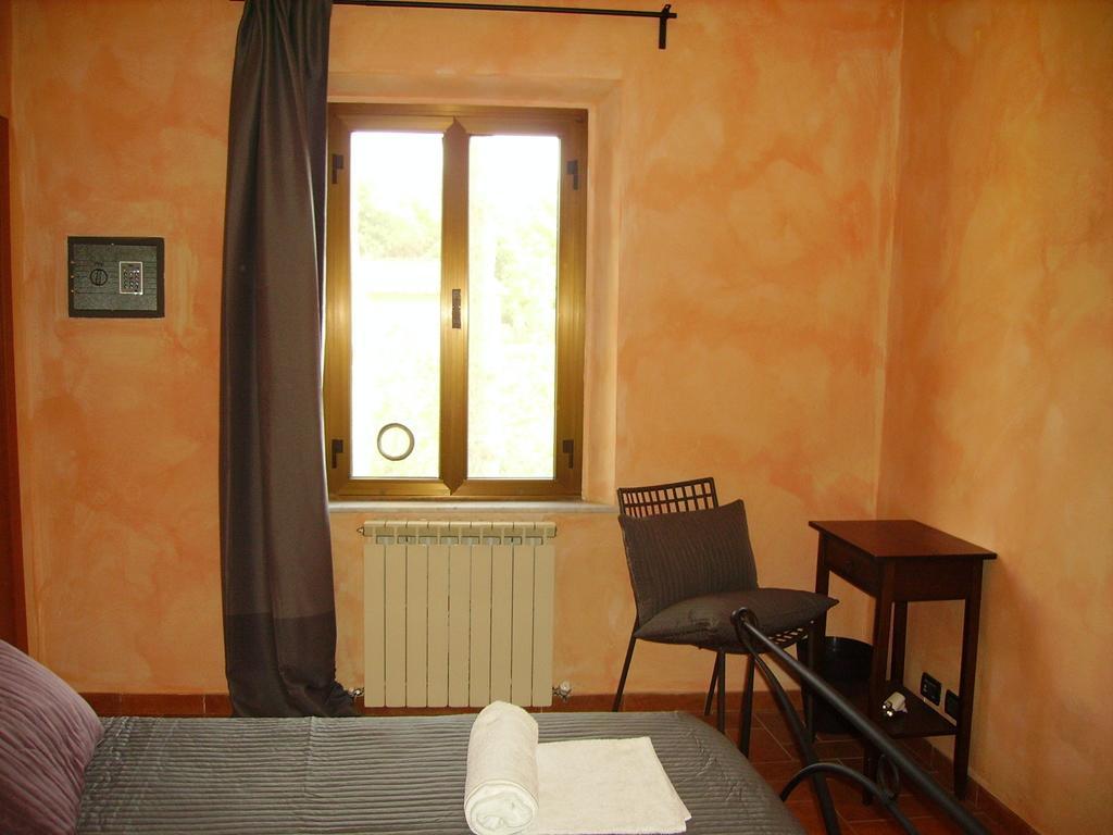 La Voliera Bed & Breakfast Pisa Habitación foto