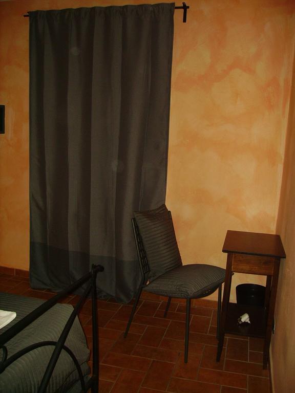 La Voliera Bed & Breakfast Pisa Habitación foto